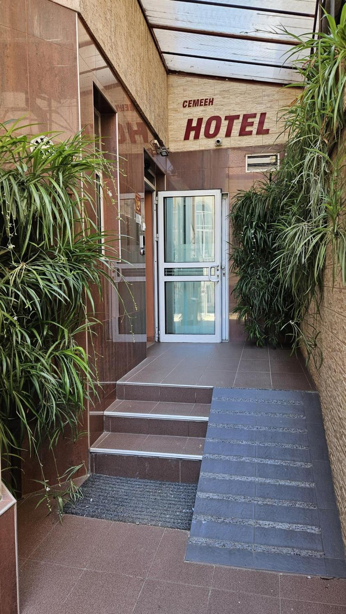 Caprice Family Hotel Warna Exterior foto